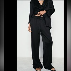 Zara Wrinkled Women Pants